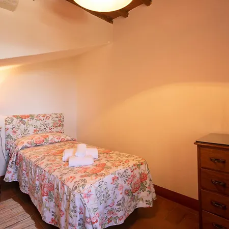Charming Castle In Chianti Classico 빌라